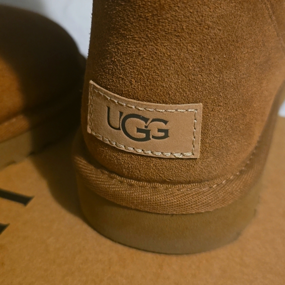 Ugg Women's Classic Short